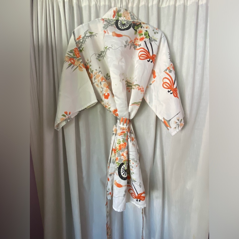 Ichiban Japanese Kimono 👘
Unisex size Medium - Picture 7 of 8